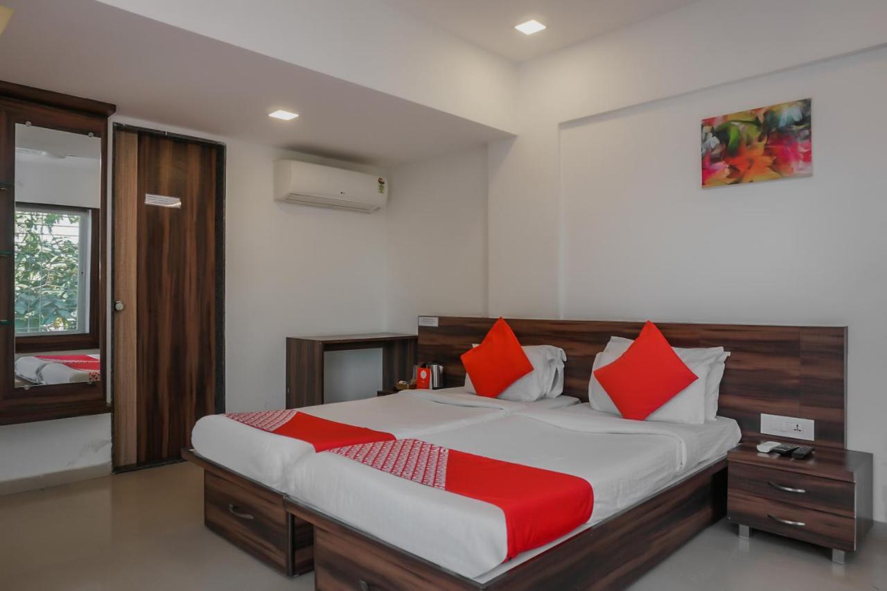 Oyo 7673 The Ark Apartment Hotel Pune Exterior foto