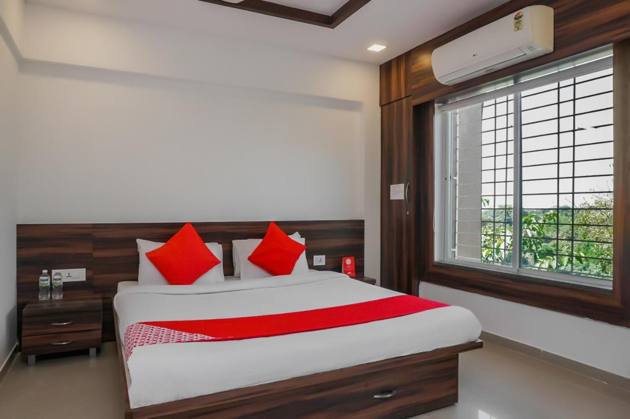 Oyo 7673 The Ark Apartment Hotel Pune Exterior foto