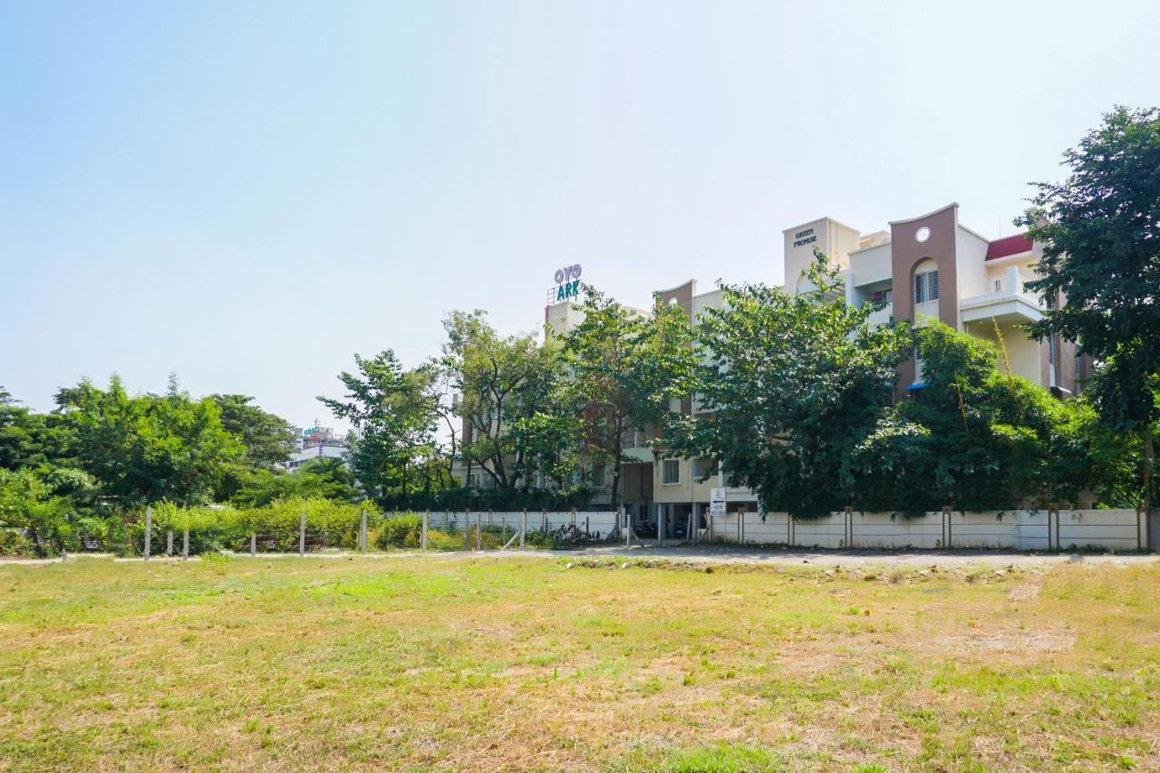 Oyo 7673 The Ark Apartment Hotel Pune Exterior foto