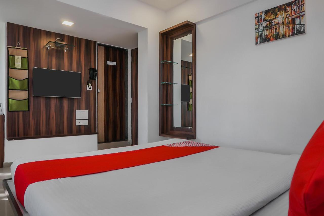 Oyo 7673 The Ark Apartment Hotel Pune Exterior foto